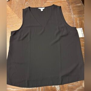 Nine West Sleeveless Black V-neck Top; Size L